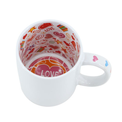 Hrnek s motivem miluji tě